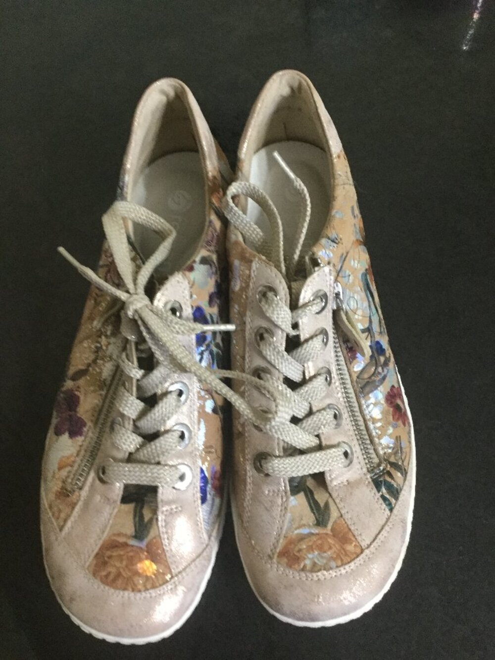 Remonie size 40 cork feel sneakers floral tan have zip and laces good used